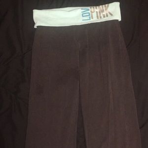 Victoria’s Secret Pink Cropped Yoga Pants✨